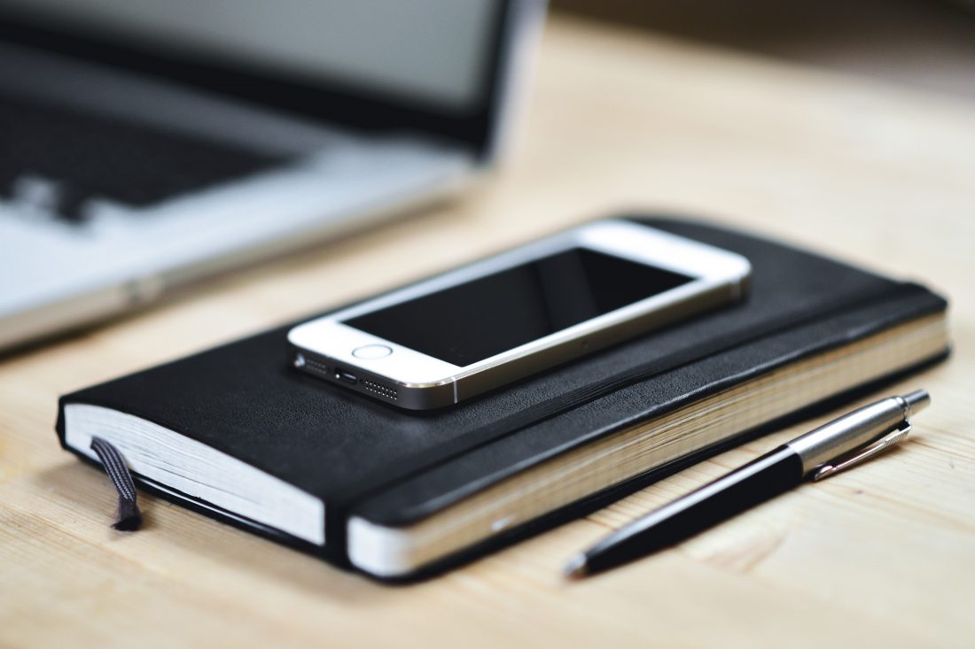 Free stock image of iPhone & Note Book