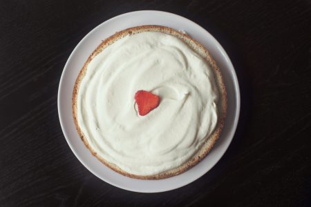 Large Vanilla Cake